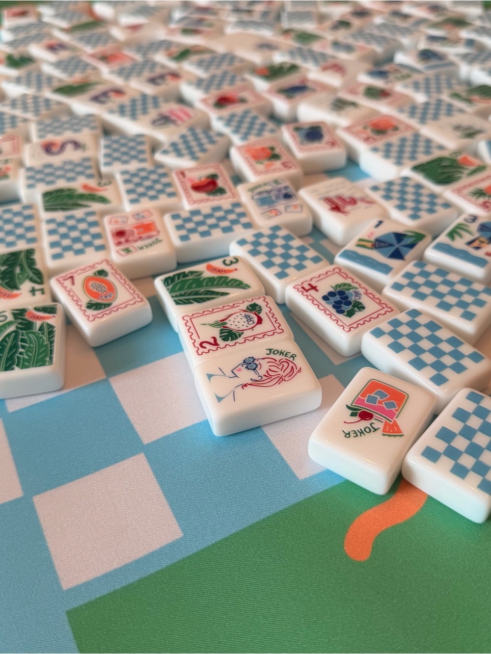 Mahjong tile set - Miss Out of Office - DUPES - Picture 4 of 16